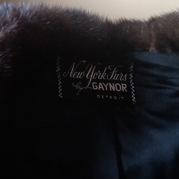 Vintage black curly Lamb 🐑 mink collar coat - Picture 6 of 7